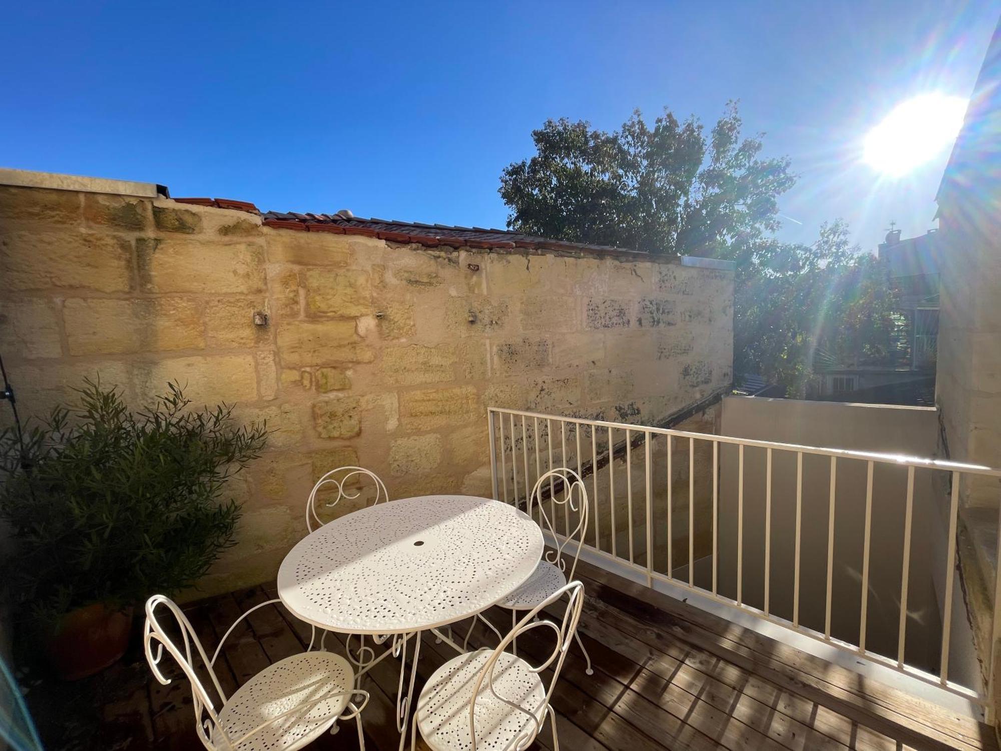 Appartement Cosy Au Coeur Des Chartrons Бордо Екстериор снимка
